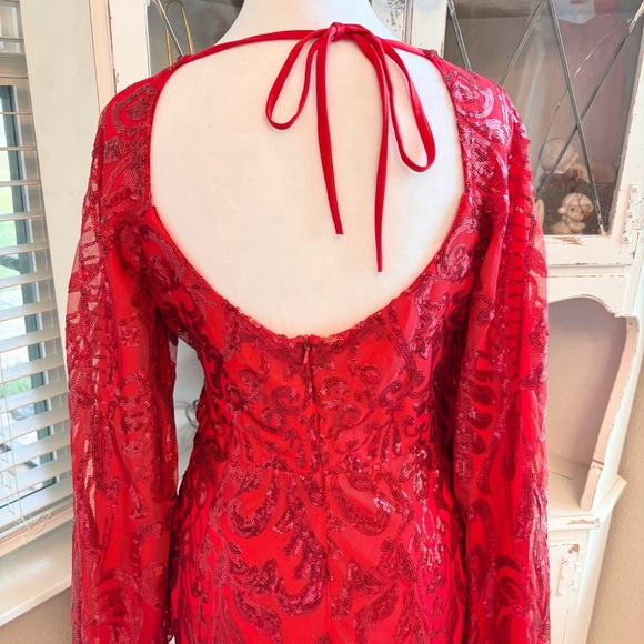 NWOT Long Red Dress with Sequins Long Sleeve Size L/14 - Picture 7 of 11